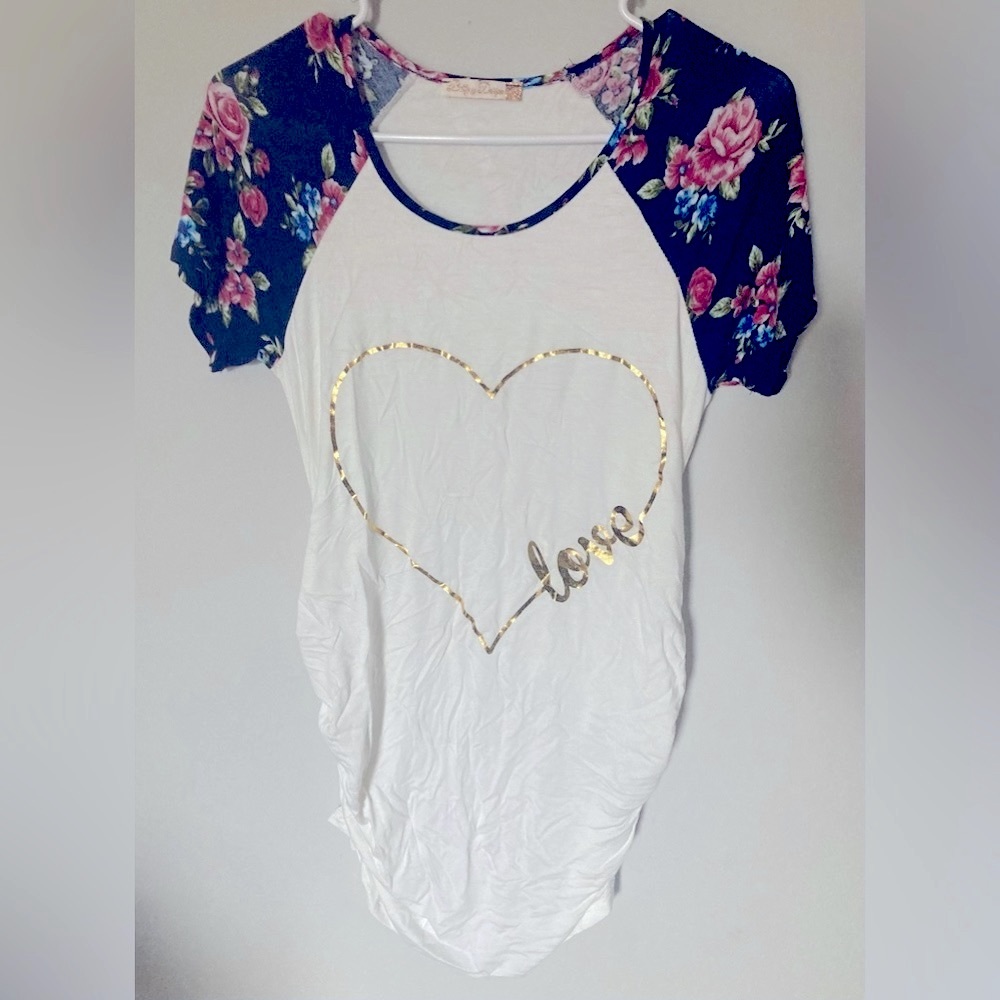 Short Sleeve Floral and White Maternity T-Shirt